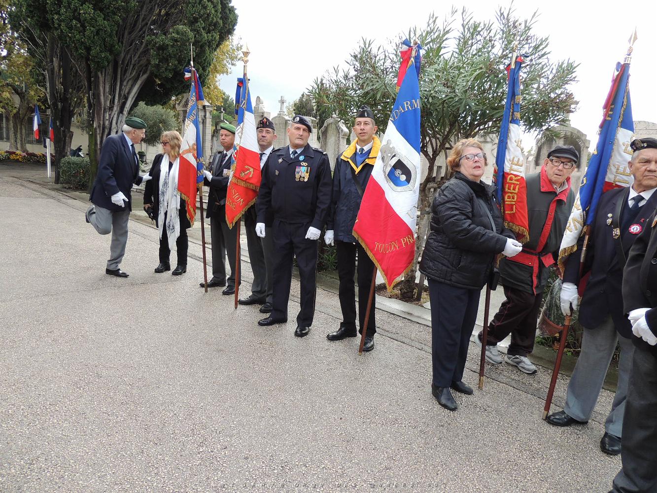 2018 11 01 TOULON HOMMAGE AUX VICTIMES CIVILES ET MILITAIRES DES 2 GUERRES (17).JPG -           
